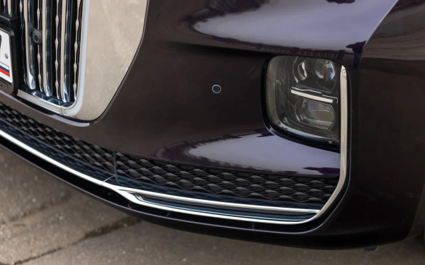 
            Лоск против люкса. Длительный тест Hongqi H9
        