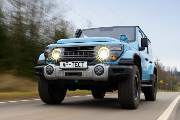 Рамная китайская икона BAW 212: ищем отличия между двумя версиями на асфальте и на бездорожье