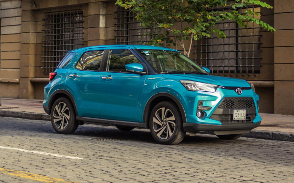 
            Мы нашли замену Camry и RAV4. Эти модели Toyota не подорожают с 1 декабря
        