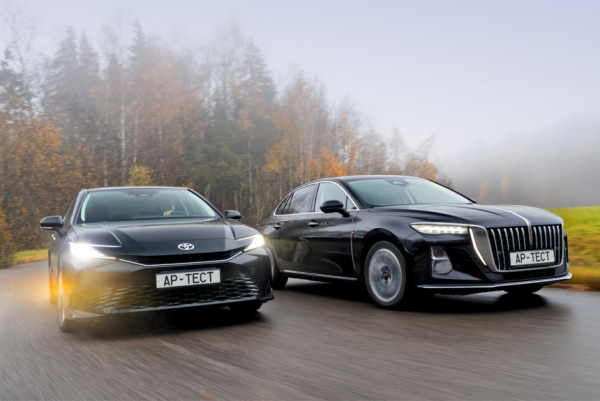 Китайская Toyota Camry против Hongqi H5 на полигоне 