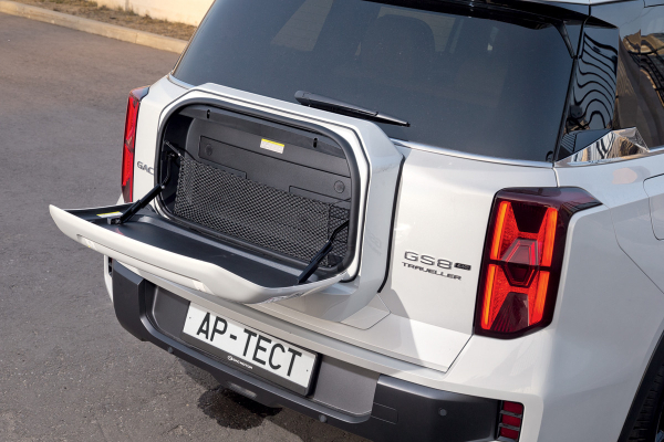 Акселераты: GAC GS8 Traveller против Chery Tiggo 9